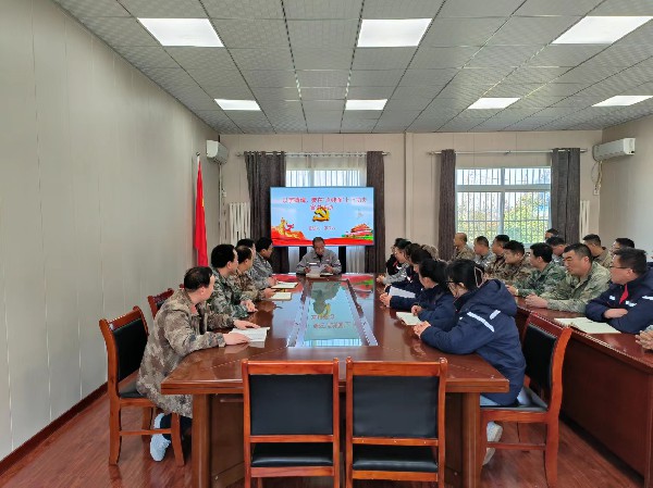 【理論宣講】鑫巖公司開展以學(xué)鑄魂，在‘點(diǎn)線面’上下功夫宣講活動(dòng)